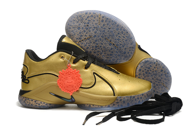 Men's Running weapon LeBron James 22 Gold Shoes 126